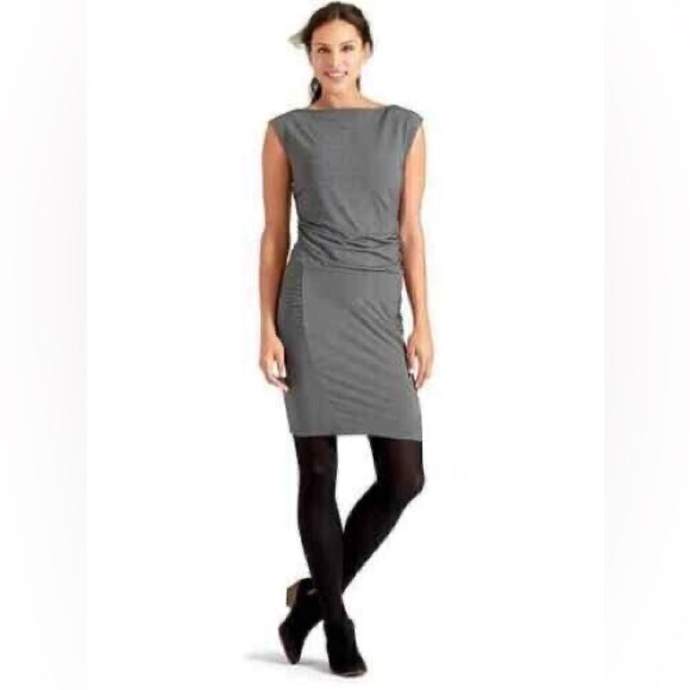 Athleta Micro Stripe Westwood
Dress Black Style 243062
Knit Sleeveless
